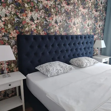 Benvenuti Moon Apartment *